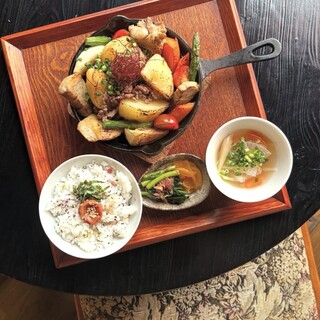 創作実家めし おゆう_1