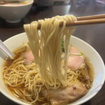 中華そば 卯月屋 - 麺リフト
