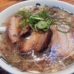 らあめん天 - 天ラーメン肉盛り820円