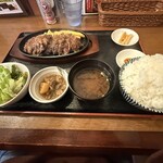 ビッグシェフ亭 - 熟成赤身牛ステーキL定食