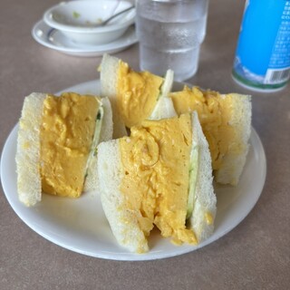 洋食屋テルミーヌ_0