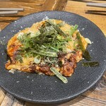 カフェ＆ネオ大衆 new-mon - 山芋明太チーズおやき　650円