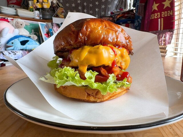 シンズバーガー （Shin's BURGER） - 王子公園/ハンバーガー | 食べログ