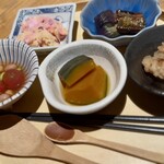 茶茶 花 - おばんざいの盛り合わせ5種