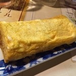 門前酒場 - だし巻き　チーズ入り。ふっわふわ、チーズトロットロですｗ