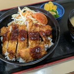はら - 料理写真:皿にのせれば豚カツ定食でしょう