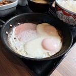 吉野家 - 料理写真:Wハムエッグ