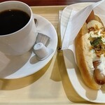 ドトールコーヒーショップ - 料理写真:アメリカンとチーズドック