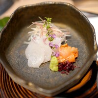 日本焼肉はせ川 - 御造り（鯛・赤貝）