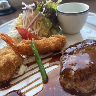 展望レストラン・ワンピース_0