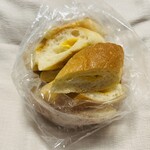 パンはパンでも… - チーズインバケット