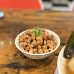 old school 中華そば Miya De La Soul - 肉めし（小）¥250