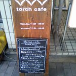 Torch cafe - 階段の入口の看板
