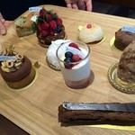 AU GAMIN DE TOKIO table - ケーキたち