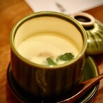 鳥雅 - 鶏の出汁が効いた、なめらかな食感の茶碗蒸し。