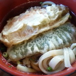 森の家庭料理レストラン - うどんに 天ぷらを乗せて…っと即席天ぷらうどん！