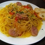 ビストロ・ソングラム - 極太ソーセージとパプリカのジャーマン風ペペロンチーノ～粒マスタード添え～（大盛）