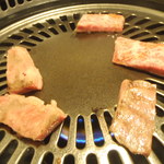 焼肉まんしゅう - じゅう～じゅう～♪