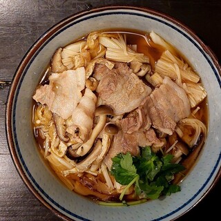 府中 武蔵野うどん - 料理写真:肉きのこうどん