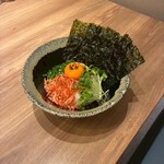 ユッケ 焼肉 生サムギョプサル 手打ち冷麺 ハヌリ - 