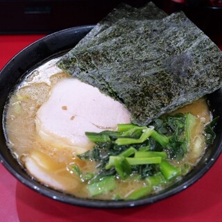 ラーメン 杉田家_0