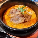 354447742 - 煮豚旨辛麺900円