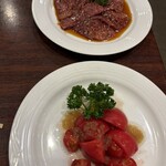 肉のすずき - トマトサラダ