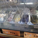 MooMooまきば - ショーケース２