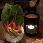 イグアンドピース - 農園バーニャカウダー