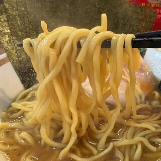横濱家系ラーメン 裏野中家_1
