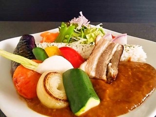 Shittokoko - 自家製ベーコンの野菜カレー前菜のみセット　1,000円