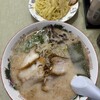 大勝軒 - とんこつラーメン (600円)
替玉 同時提供 (150円) 計750円