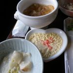 Yasaiya Okada - 小海老のロワイヤル、ふとベーコンのクリーム煮、オニオングラタンスープ
