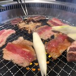 熟成焼肉 いちばん - 料理写真:さあ!焼肉だ。