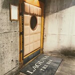354481823 - 