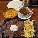 サムスアイランド - ショートリブステーキ(300g)    ¥2,670
            ライスセット　¥580