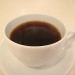 カフェ サコッシュ - サコッシュ・コーヒー\500 Towカップ分の豆を使いOneカップに凝縮、とっても濃厚＆芳醇な味わいです