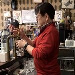 ホッピー仙人 - ホッピーは樽詰めで、生ビールサーバーで注がれるのが大きな特徴