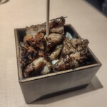 串とメシにはサケキタル - ヤゲン軟骨升　264円