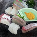 三枡 - 刺し身の盛り合わせ