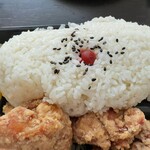 デカ盛り弁当はるき - 料理写真: