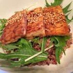 サニー プレイス - テンペ照り焼き丼