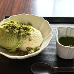 珈琲ぶりこ - 和アイス＆抹茶ソース