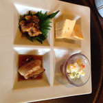 和 あすか - 4種盛り 出汁巻き、豚炙り角煮、ポテトサラダ、烏賊南蛮漬け