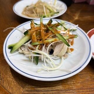 ラーメンと小皿料理 伊太八_0