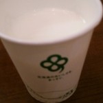 ミルク&パフェ よつ葉ホワイトコージ - 