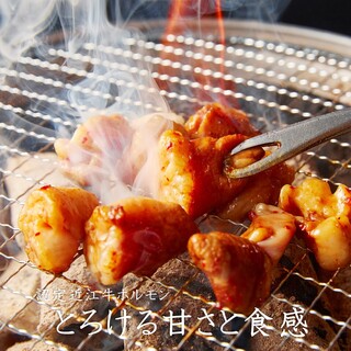 キンキン麦酒とプリッと小腸 近江牛畜産すだく_2