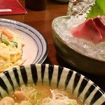 テング酒場 - ポテサラ280/寒ブリ刺身390/モツ煮豆腐360