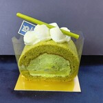 Patisserie hanaemu - 抹茶ロールケーキ