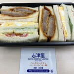 志津屋 - 料理写真: